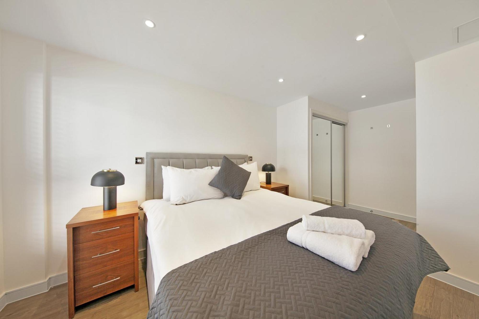 2 Bed Executive Apartment Next To Liverpool Street Free Wifi By City Stay Aparts Londra Esterno foto